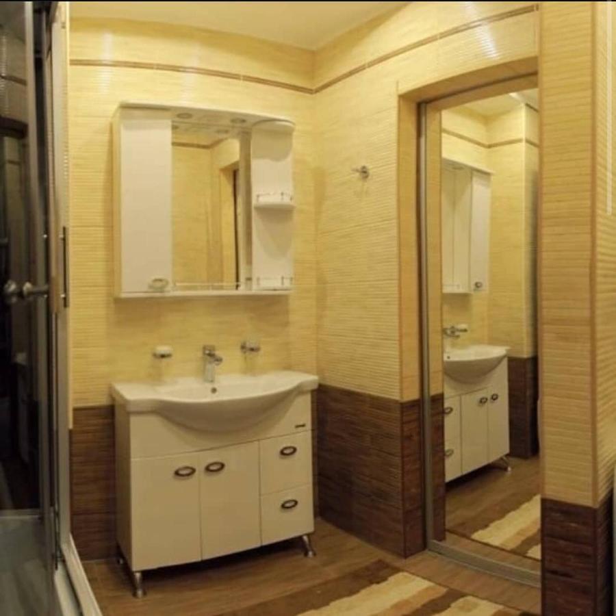 Lux Apartment City Center Mykolajiw Exterior foto